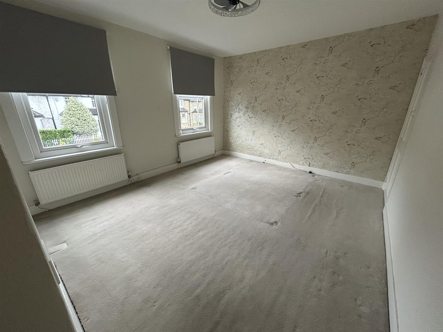 White Horse Hill, Chislehurst Caxtons